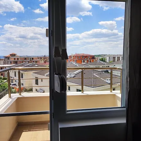 Apartment Salamander Sarafovo